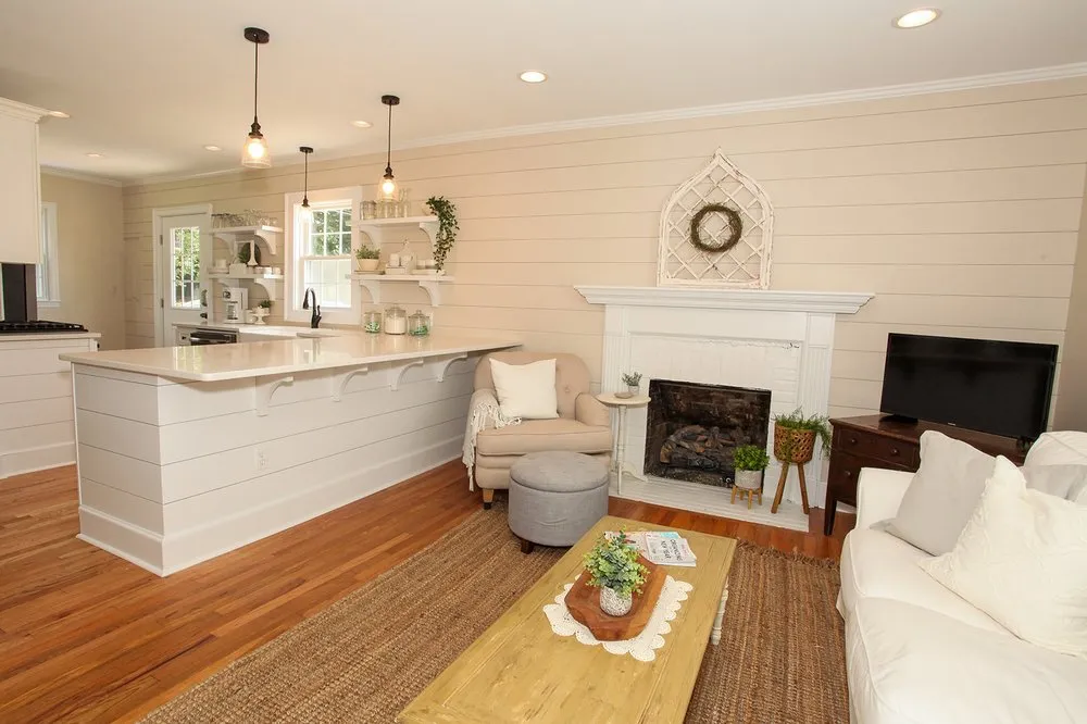 Slide of Owners Choice Construction