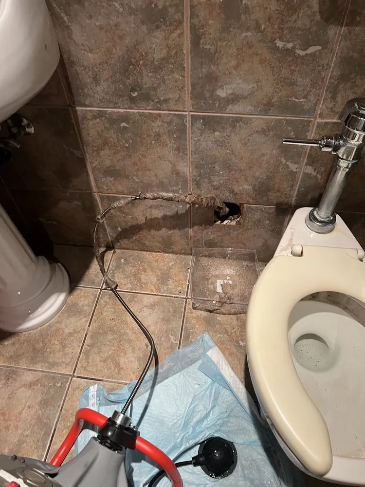 Quality emergency plumbing service in San Fernando Valley, CA - PA Plumbing Service