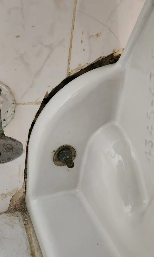 Slide of Pa'a Plumbing