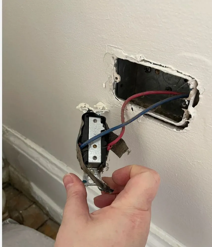 Slide of Pablo's Handyman Service