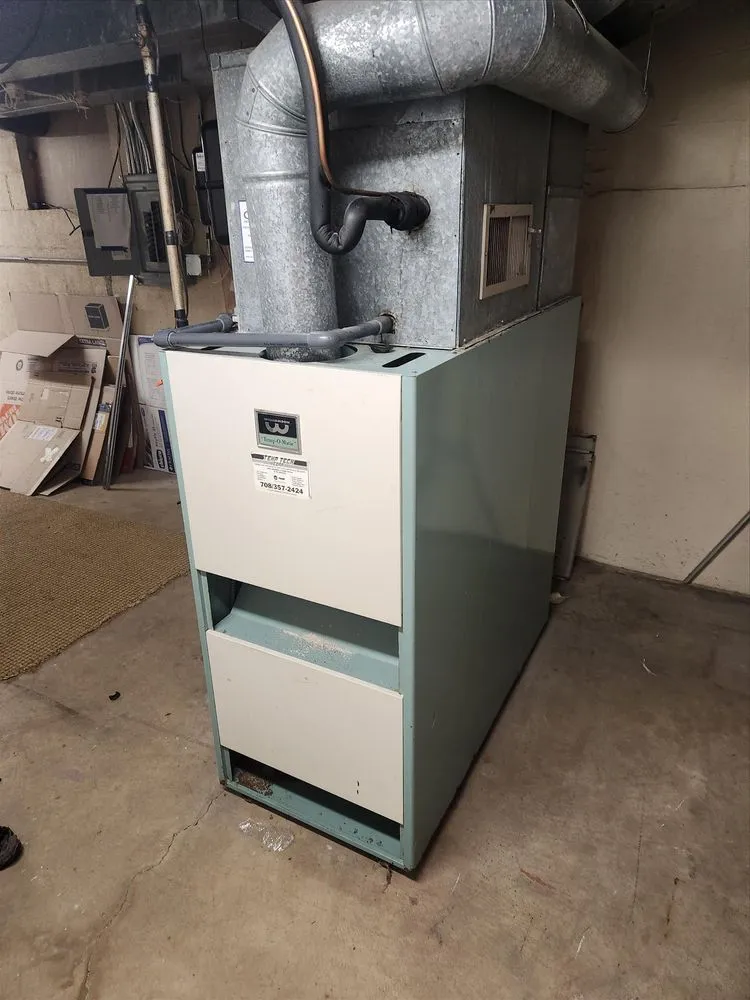 Slide of Paco's Heating & Cooling