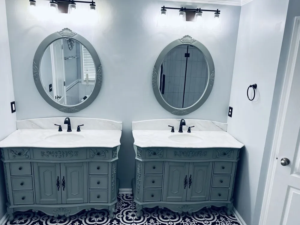 Slide of Painting Perfect Marietta