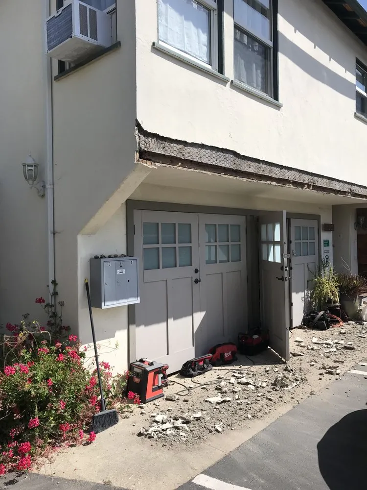 Slide of Palafox Construction