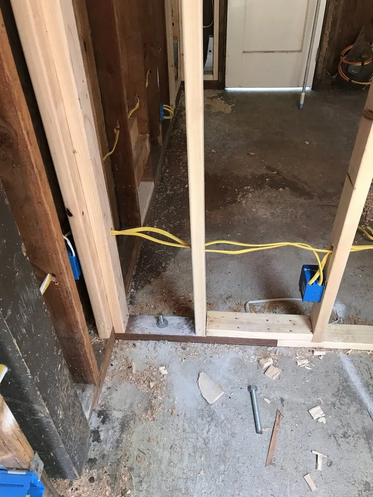 Slide of Palafox Construction