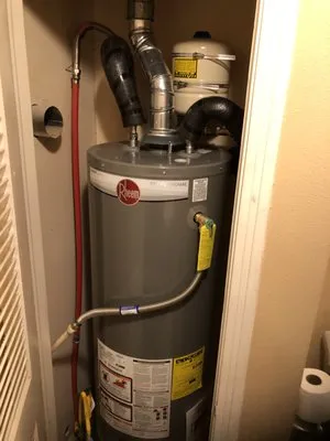 Palomino Master Plumbing Logo