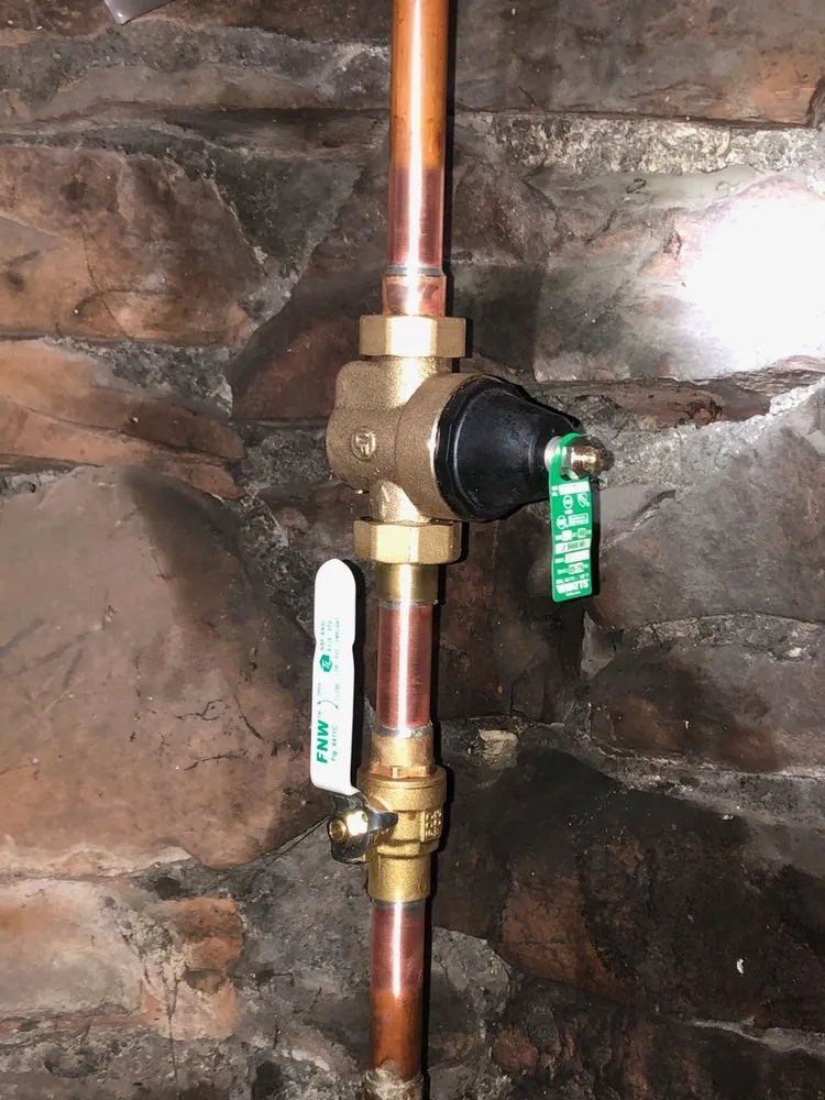 Slide of Pando Plumbing