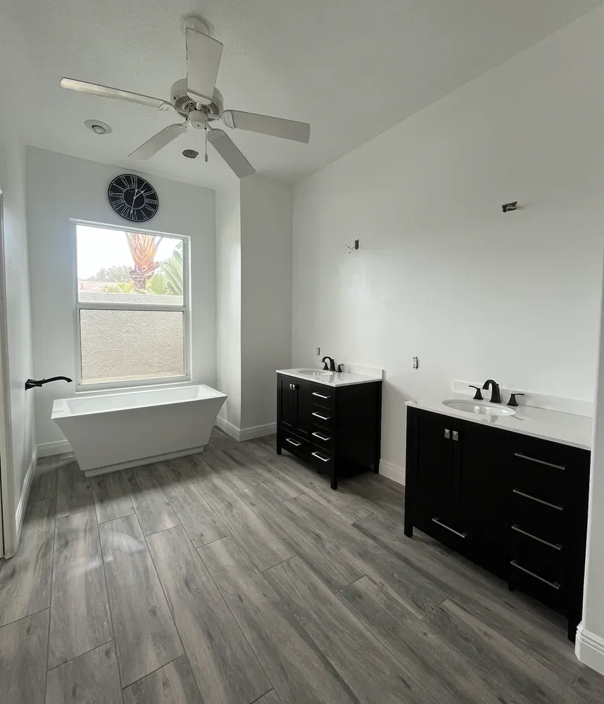 Slide of Paradise Plumbing Of Florida