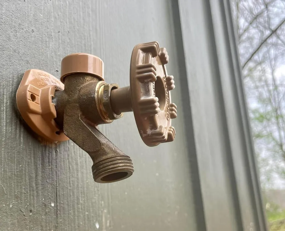 Slide of Paramount Plumbing