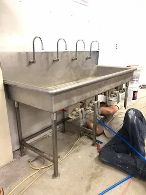 Paramount Plumbing Logo