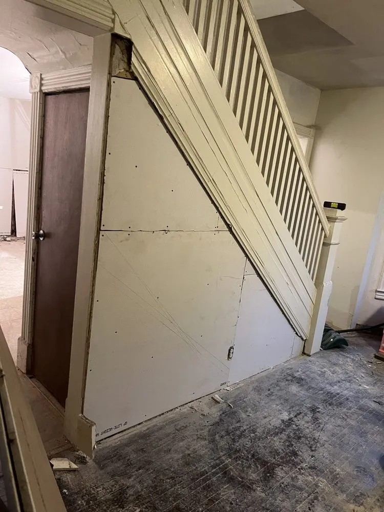 Slide of Paredes Mobile Services