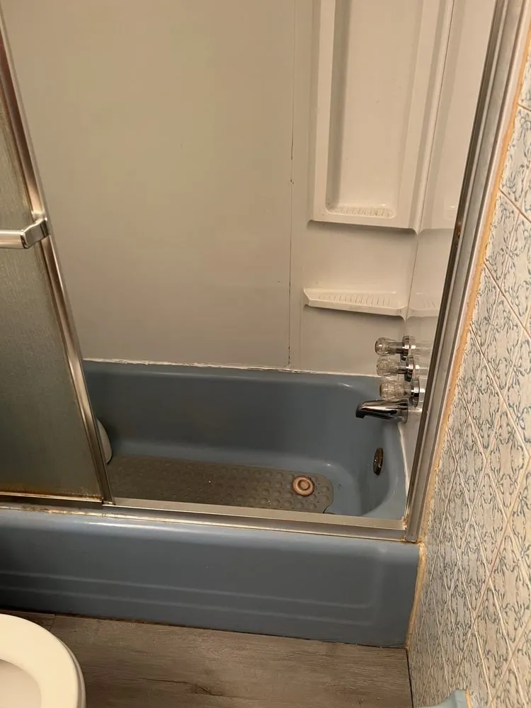 Slide of Paredes Mobile Services