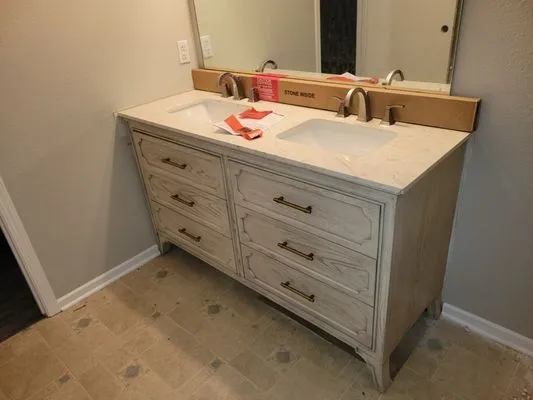 Parkhurst Family Plumbing Logo