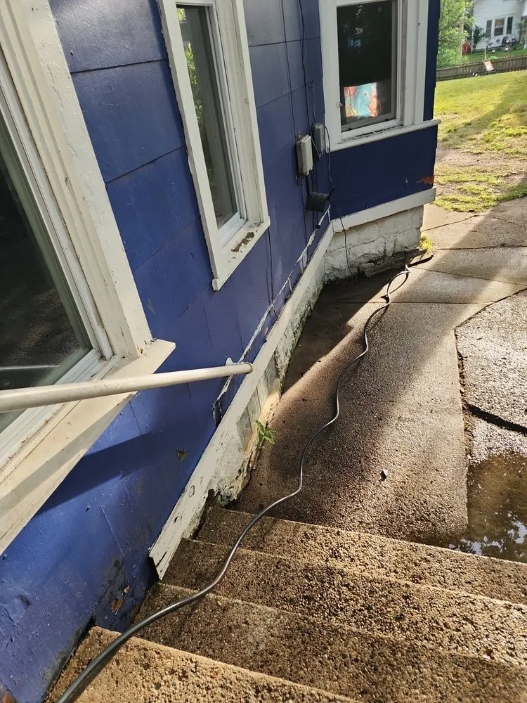 Slide of Pascual's Repair Services