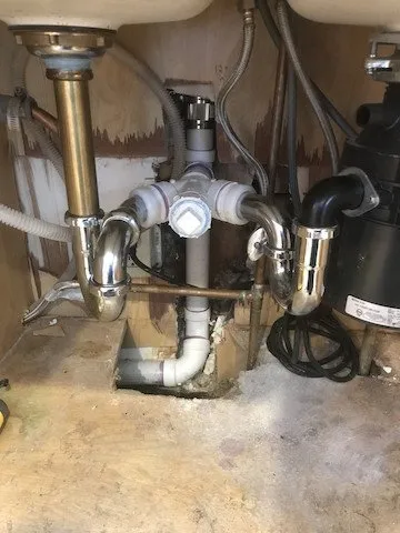 Emergency leak detection for homes in Highland Park, IL by Pasquesi Plumbing, Heating, Cooling & Sewer