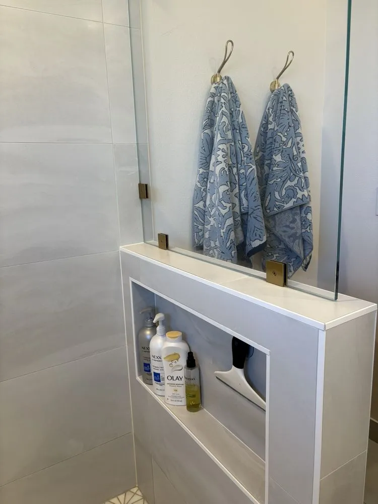 Slide of Patriot Tile & Remodel