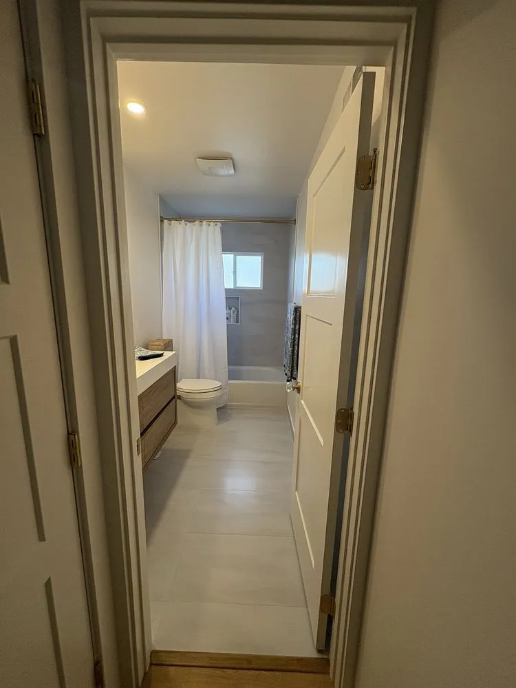 Slide of Patriot Tile & Remodel