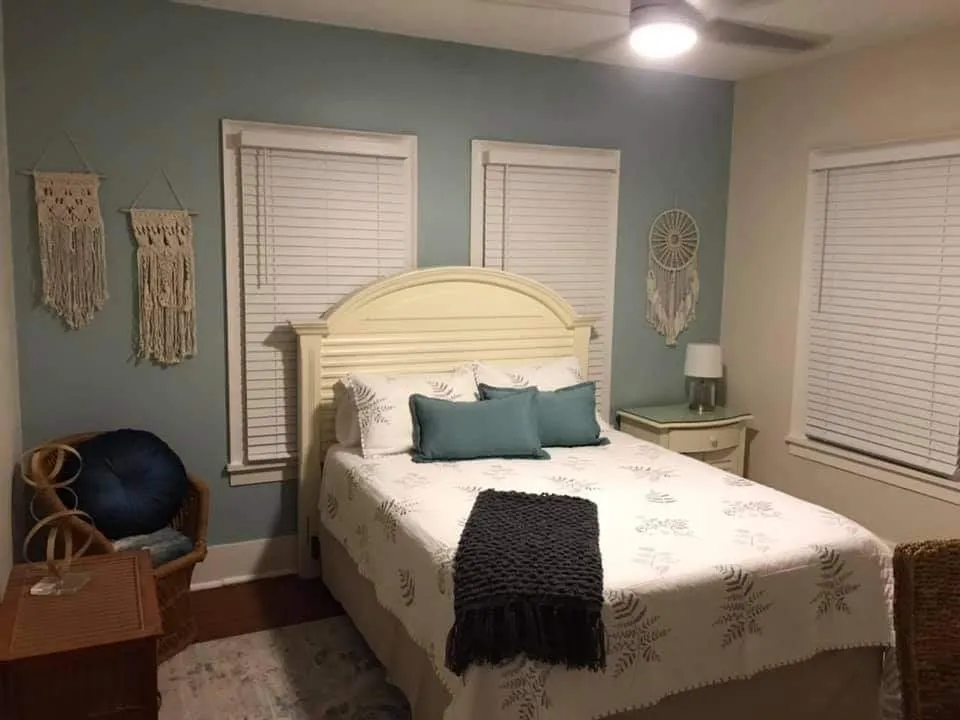 Slide of Patriotic Services