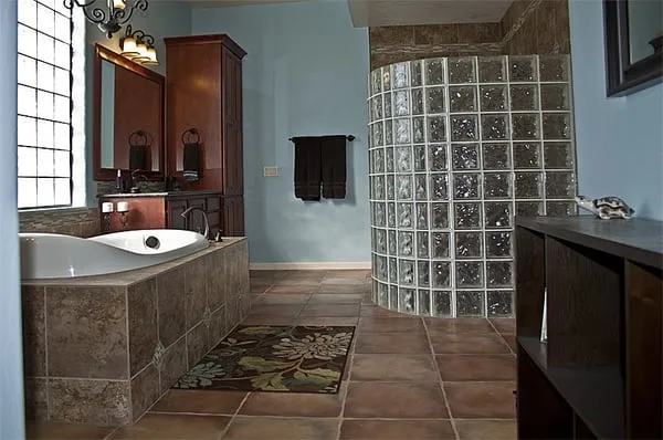 Paul Davis Restoration & Remodeling of Tucson Logo