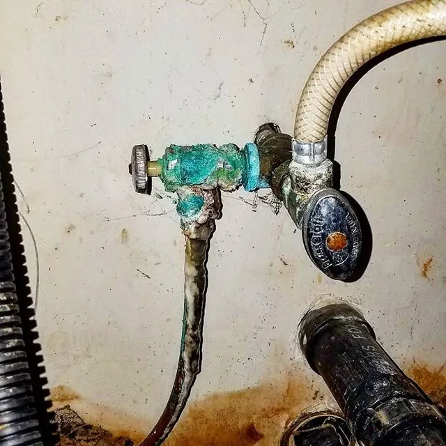 Slide of Payless 4 Plumbing