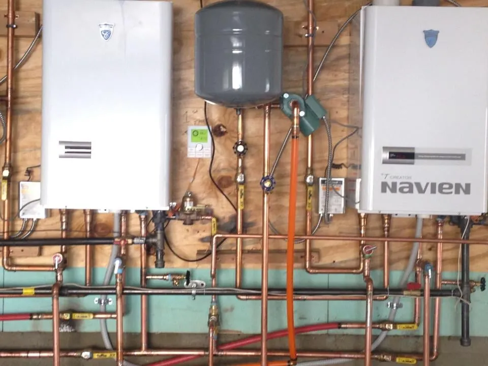 Slide of Payless Maintenace, LLC