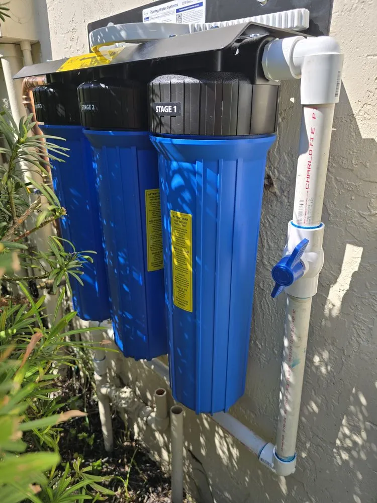 Slide of Paz The Plumber