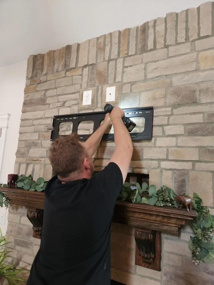 Slide of P+E Home Repair