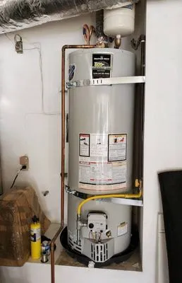 Pearl's Plumbing Logo