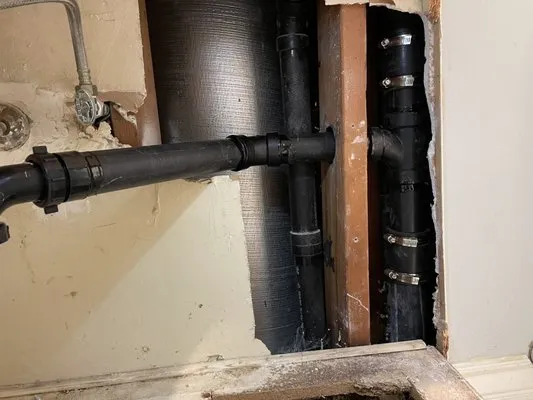 Pedroza Plumbing And Rooter Logo