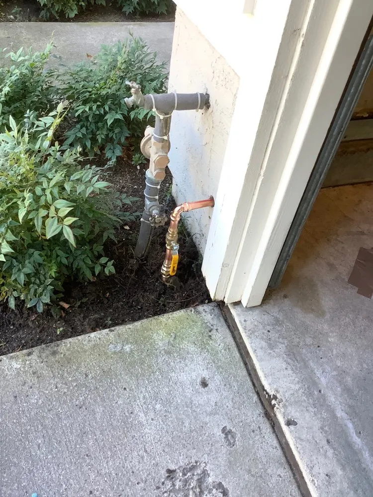 Slide of Peet Plumbing Hm