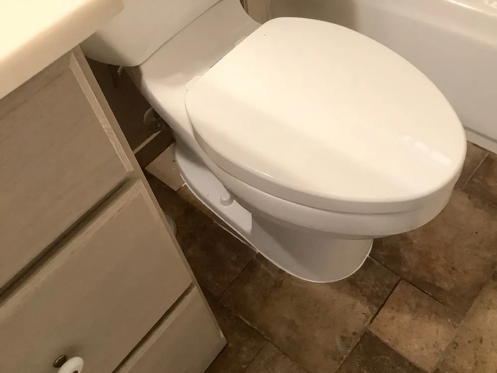 Slide of Peet Plumbing Hm