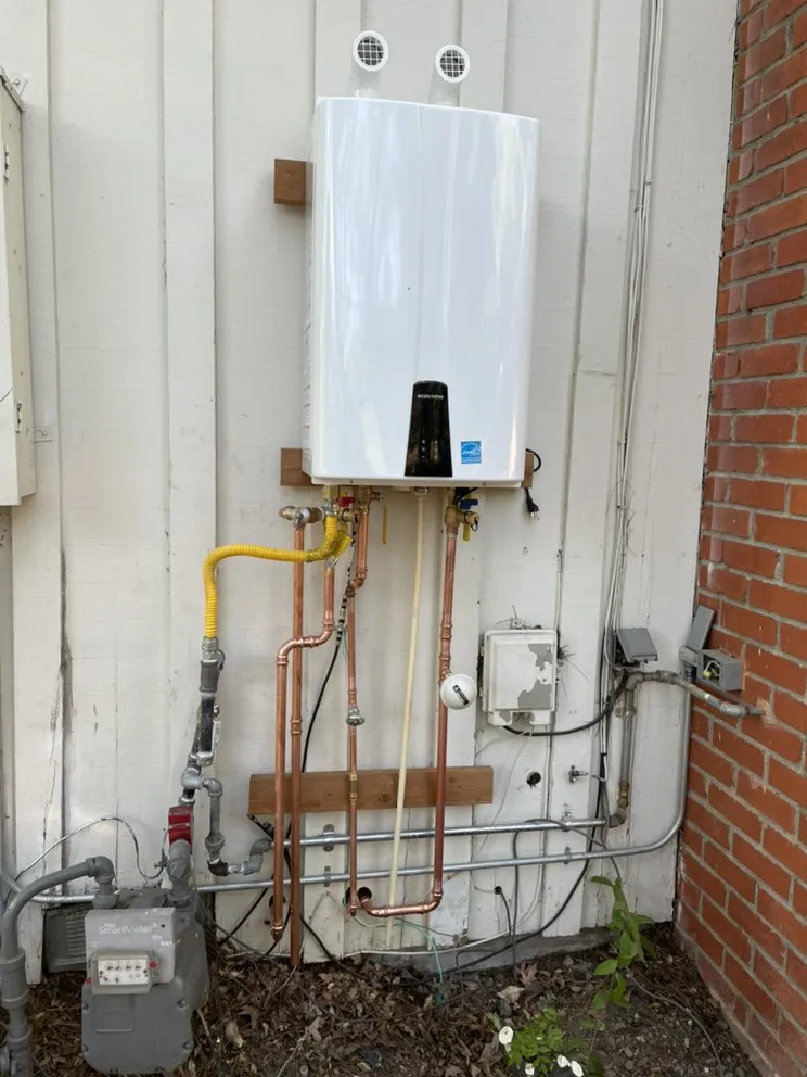 Reliable water heater service in San Ramon, CA by Peet Plumbing Hm