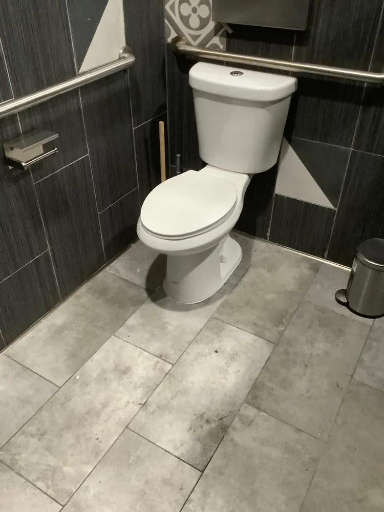 Slide of Peet Plumbing Hm