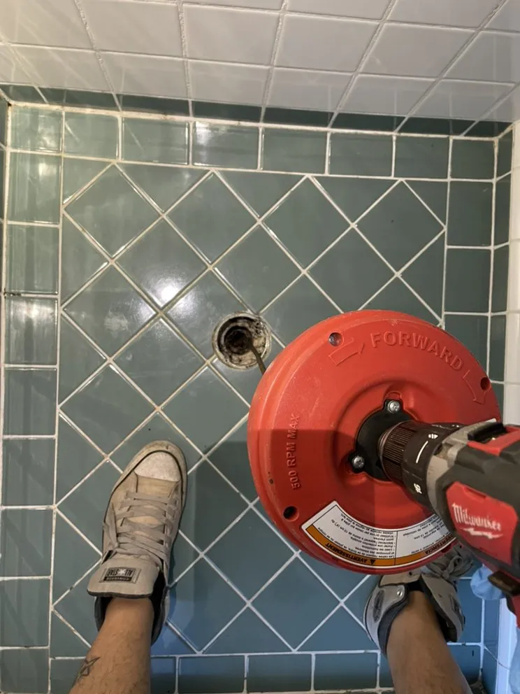 Slide of Peet Plumbing Hm