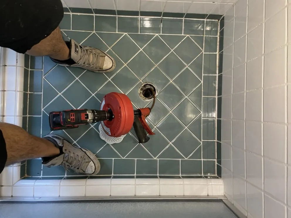 Slide of Peet Plumbing Hm