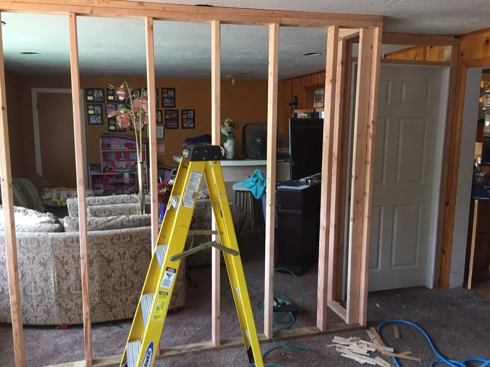 Slide of Pelayo Handyman Services