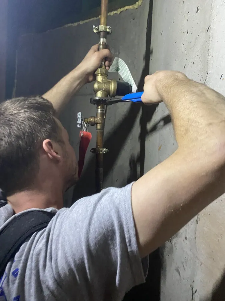 Slide of Pelican Plumbing