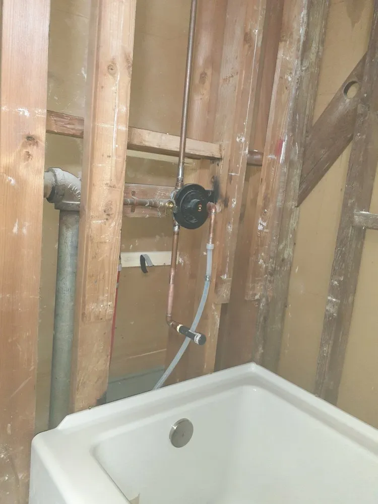 Slide of Pepe's Handyman and Plumbing