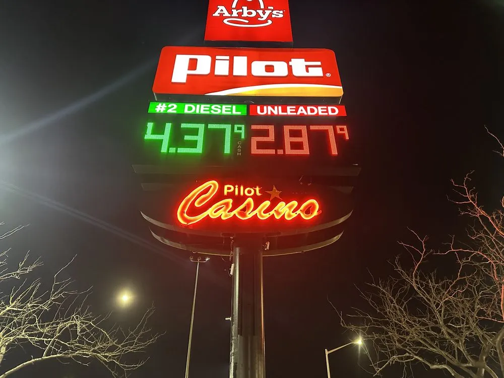 Slide of Pepinillo’s Handyman