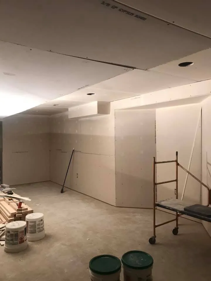 Slide of Peralta And Sons Handyman