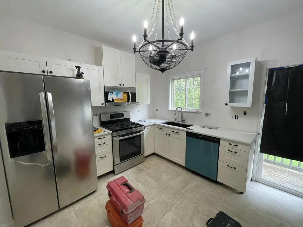 Slide of Peralta And Sons Handyman