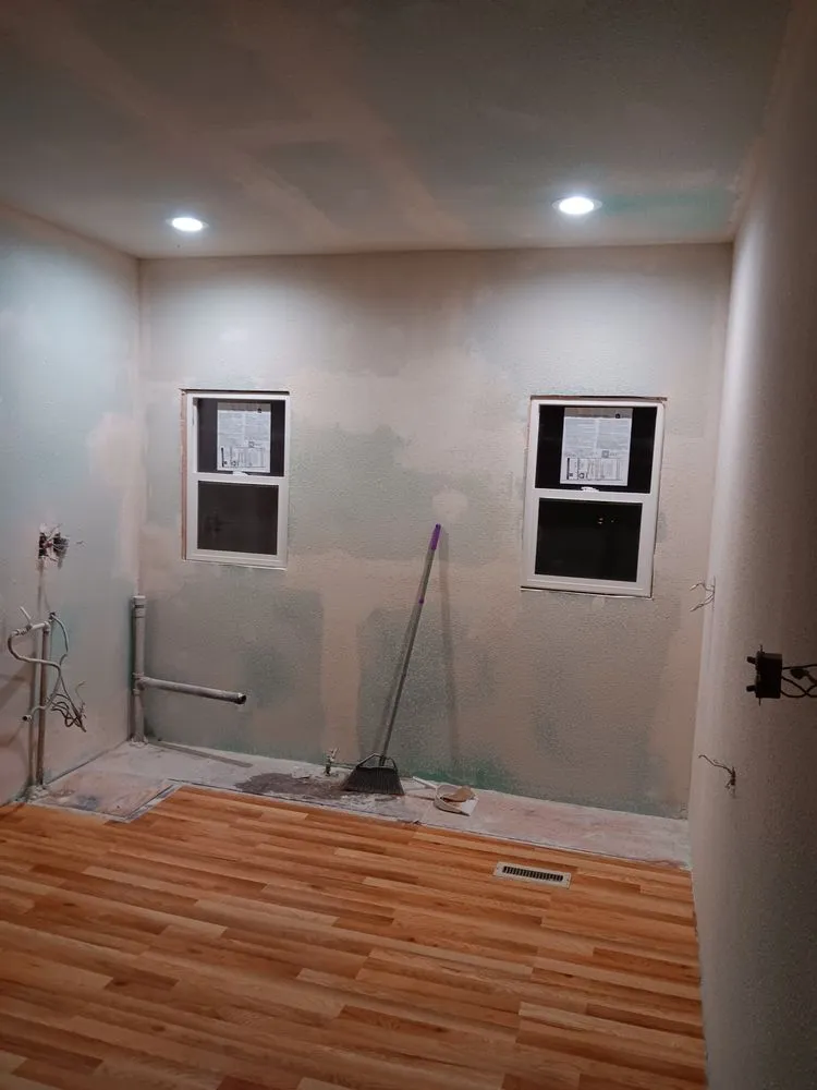 Emergency plumbing repair service in Kingman, AZ - Perez And Son's Construction