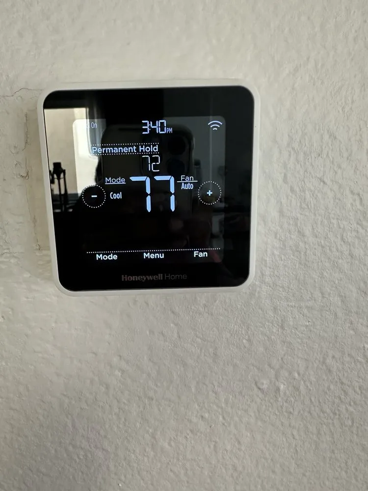 Slide of Perez Electric