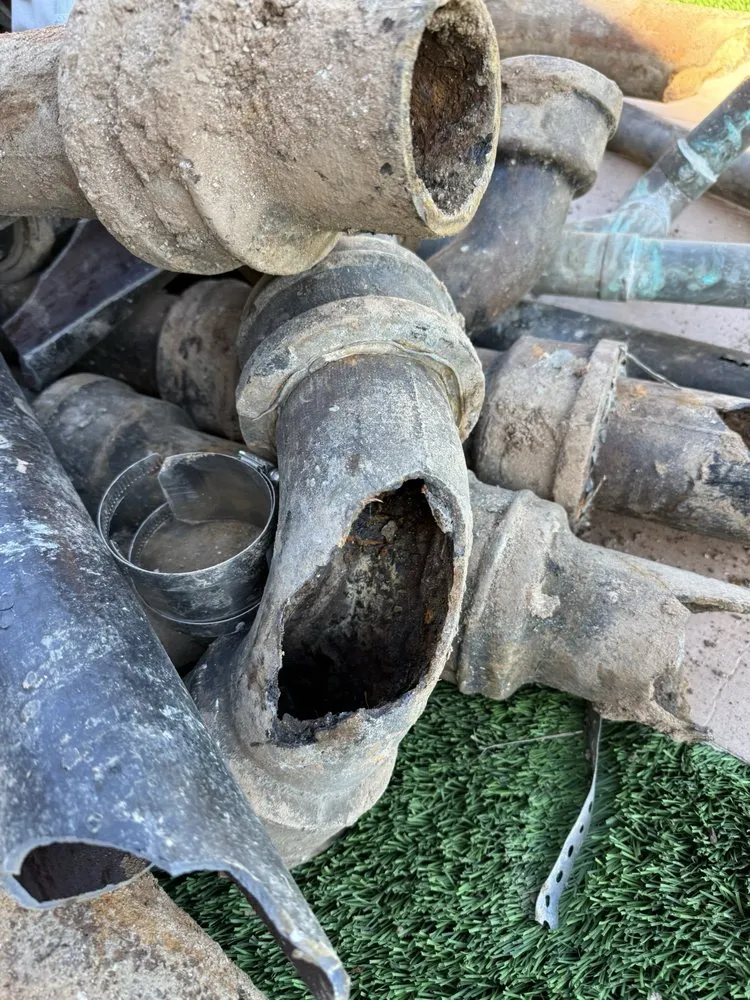 Slide of Perry Plumbing & Pipelining