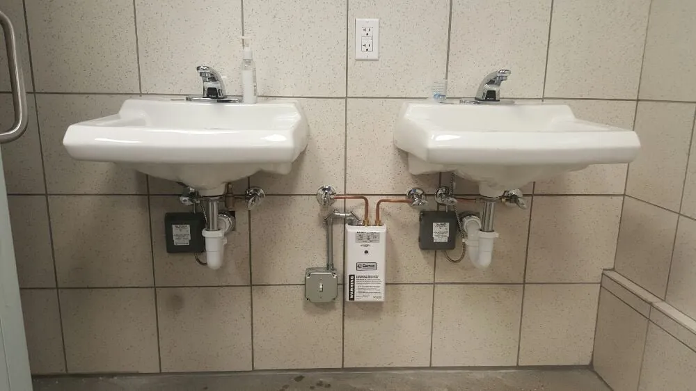 Slide of Peter's Plumbing Pros