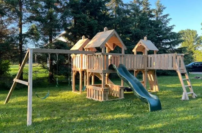 Slide of Peterson Custom Solutions