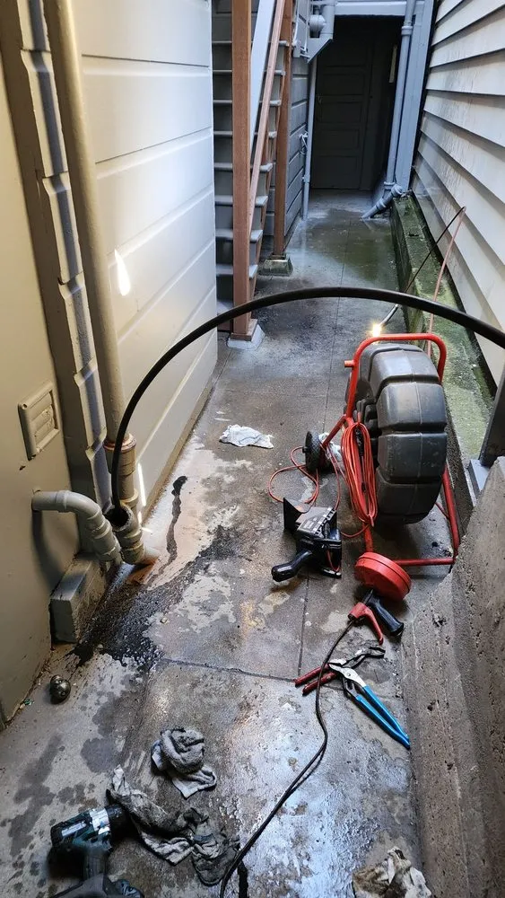 Slide of Pham's Plumbing