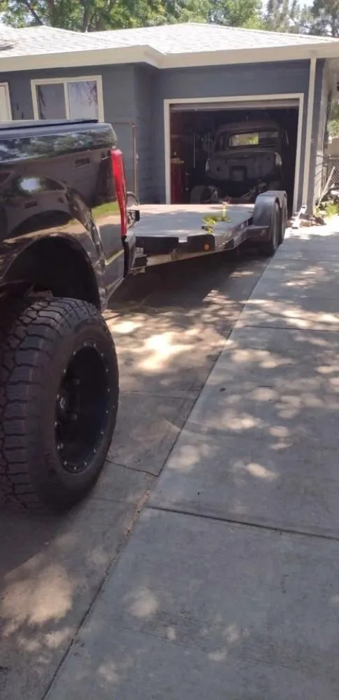 Slide of Phantom Trailers and Services