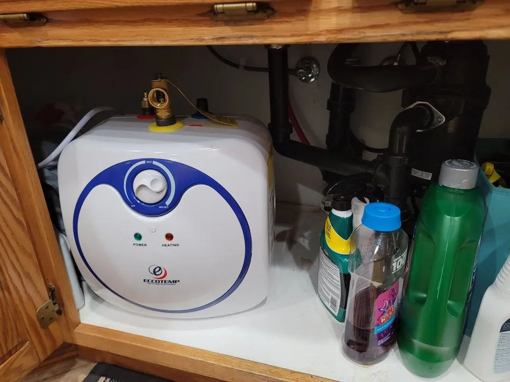 Slide of Phelan Handy