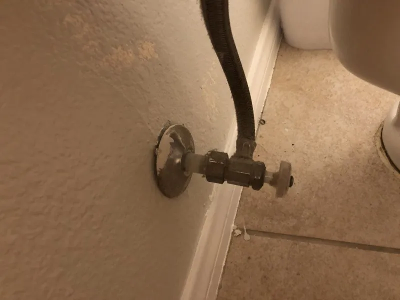 Emergency water heater service for homes in North Hollywood, CA by Phenom Plumbers - North Hollywood