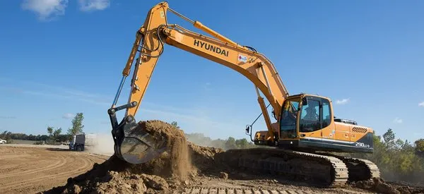 Phillips Backhoe and Cleaning